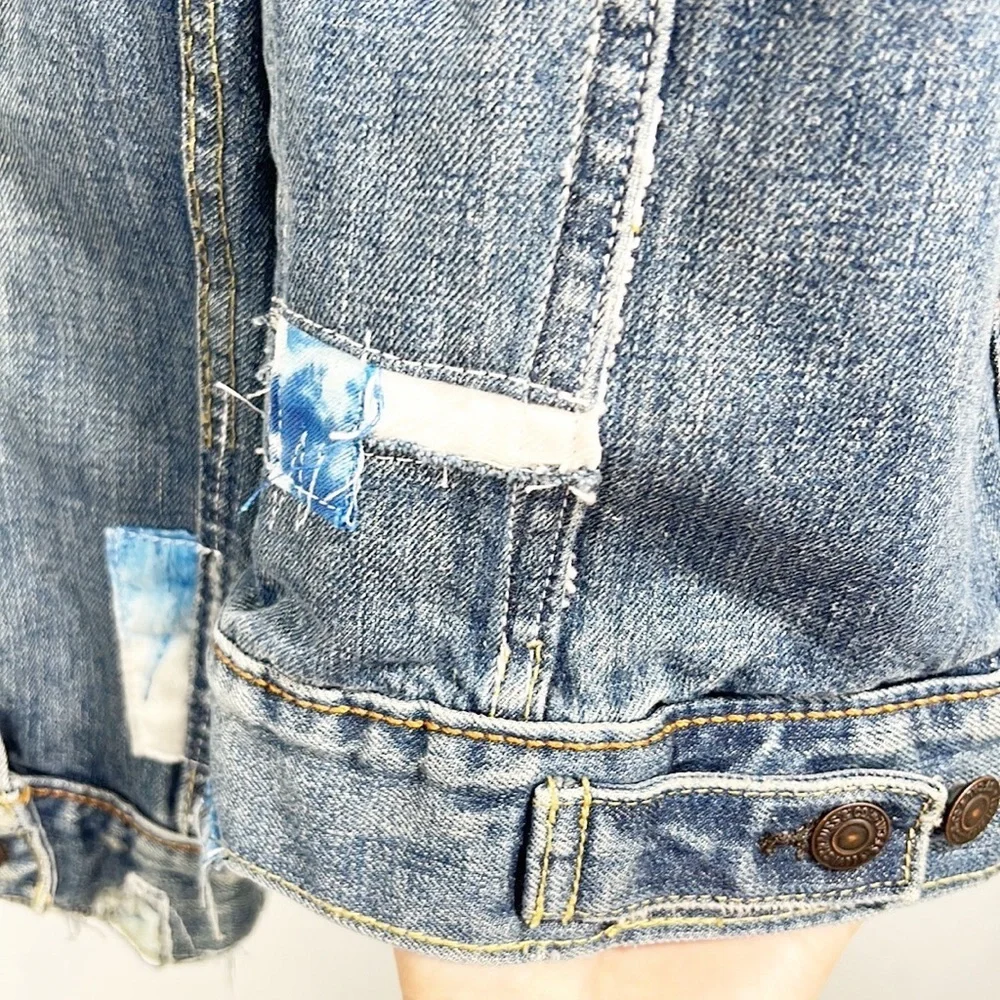 Levi's Shibori Repaired Denim Trucker Mens size Large Tie-Dyed, Distressed